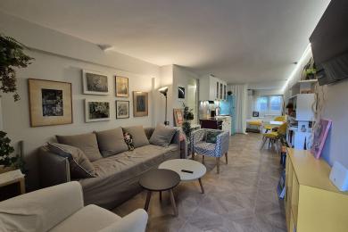 STUDIO APARTMENT IN GLYFADA