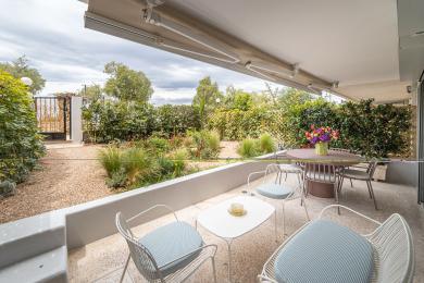 Apartment Sale - Vouliagmeni, South Athens